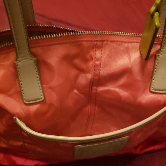 Coach Purse, beautiful, Like New - Picture 6 of 13